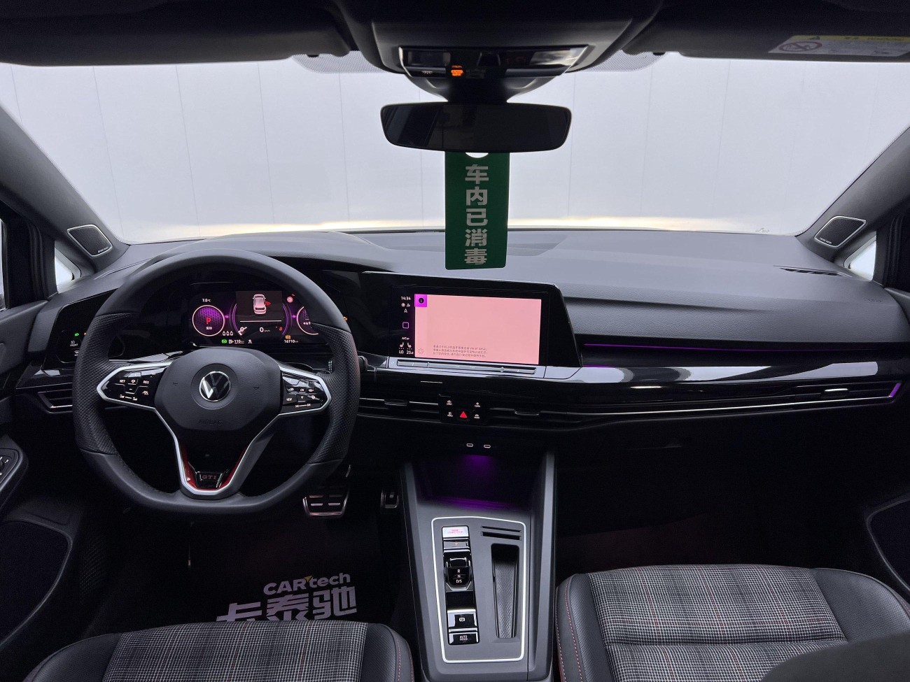Volkswagen Golf 2025