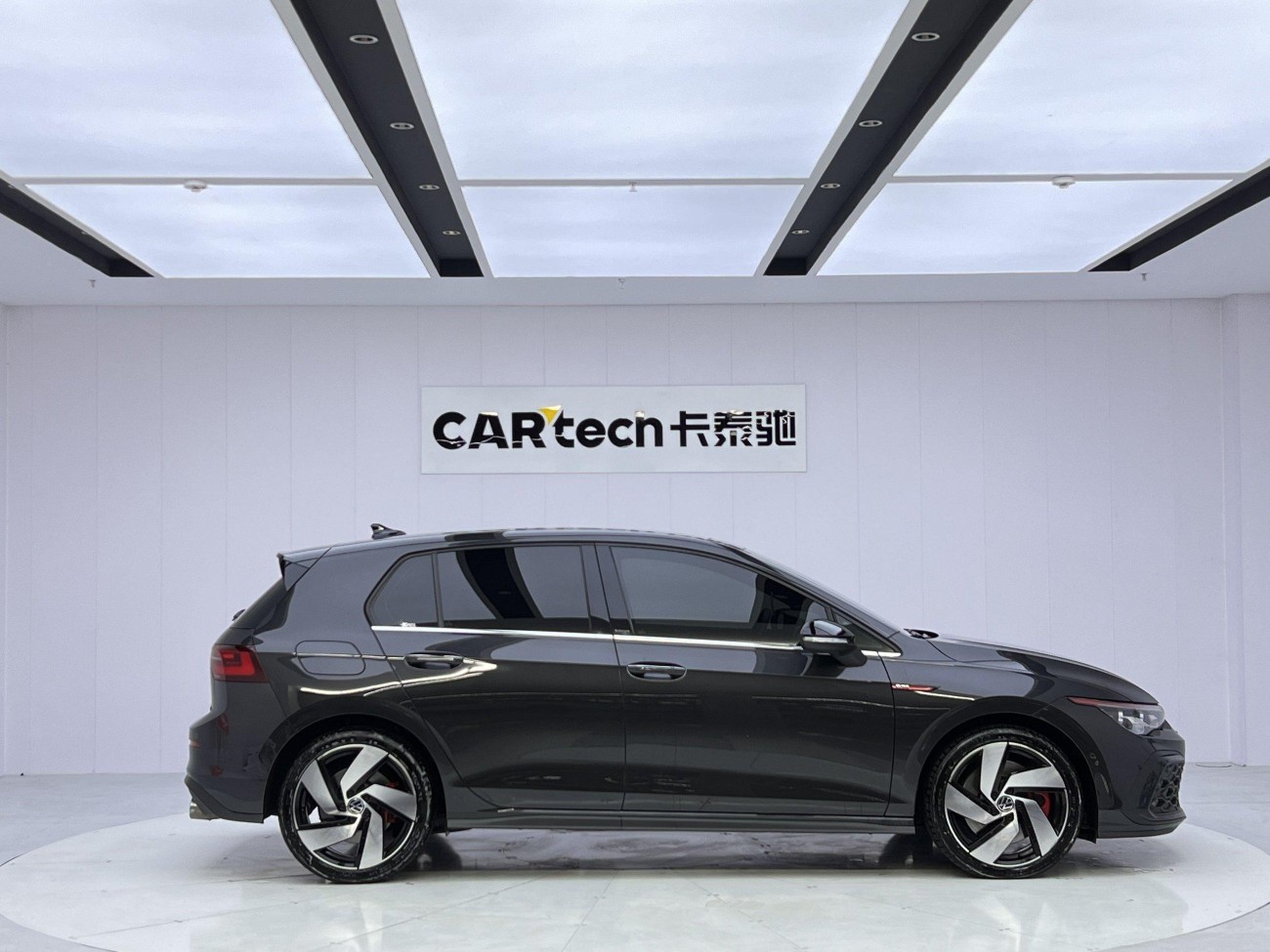 Volkswagen Golf 2025