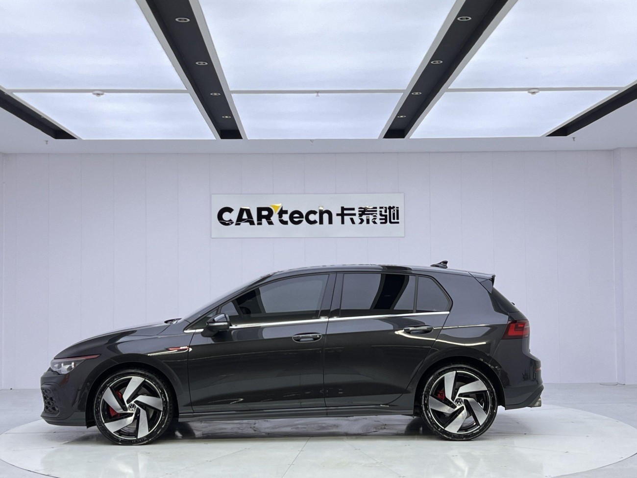 Volkswagen Golf 2025