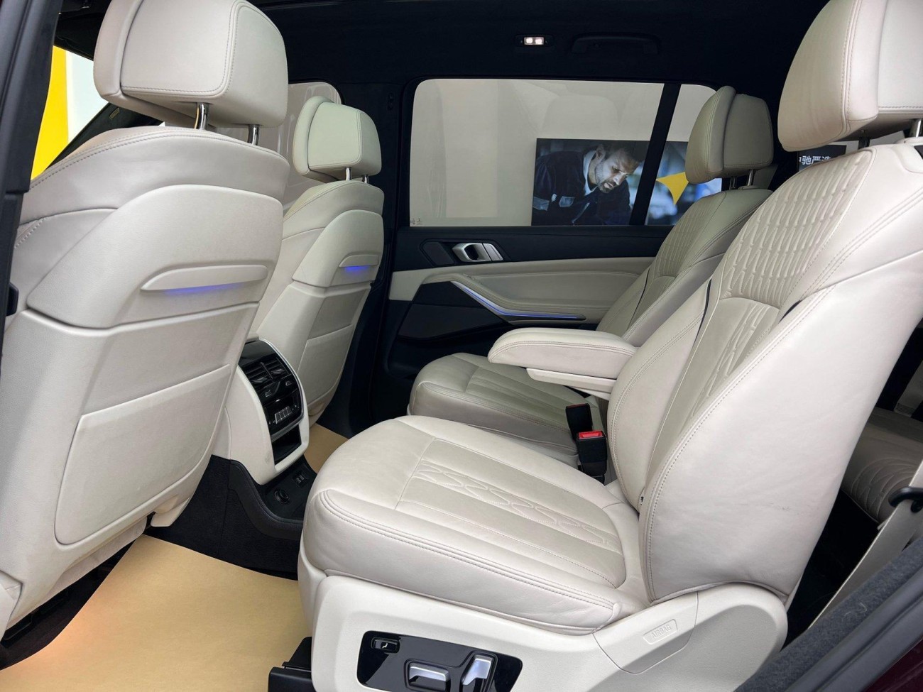 BMW X7 2021
