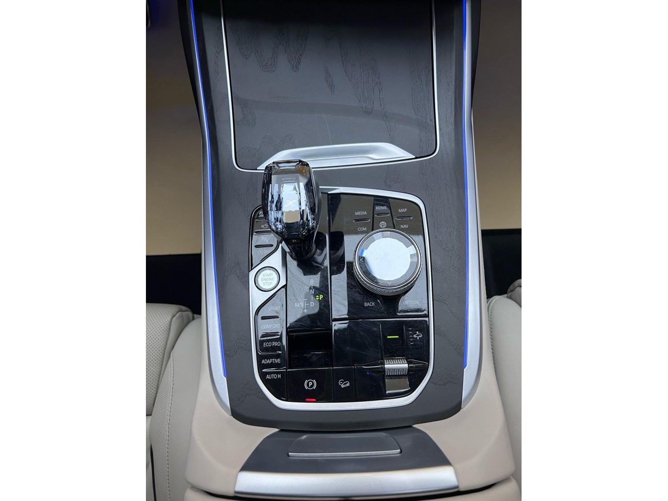 BMW X7 2021