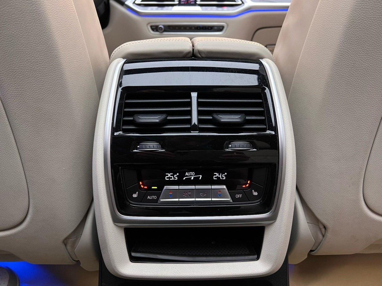 BMW X7 2021
