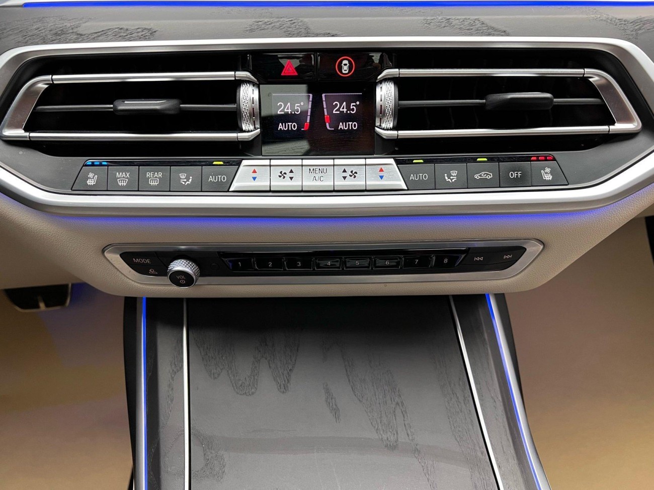 BMW X7 2021
