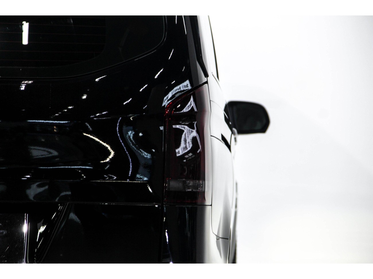 Mercedes-Benz 2023 2024