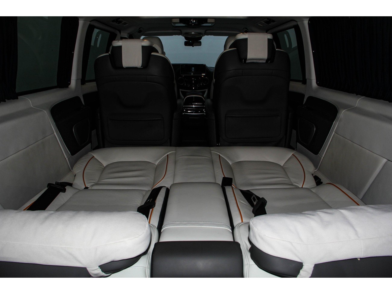 Mercedes-Benz 2023 2024