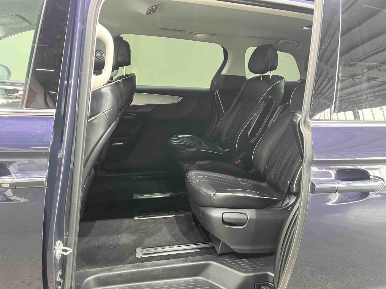Roewe iMAX8 2022
