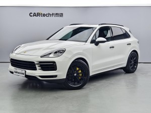 Porsche Cayenne 2021