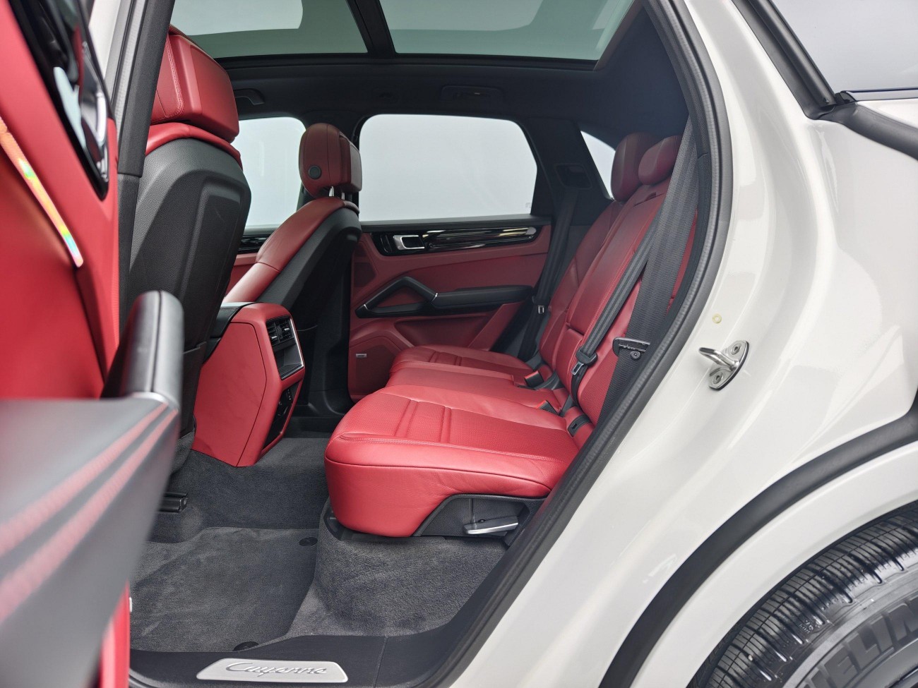 Porsche Cayenne 2021