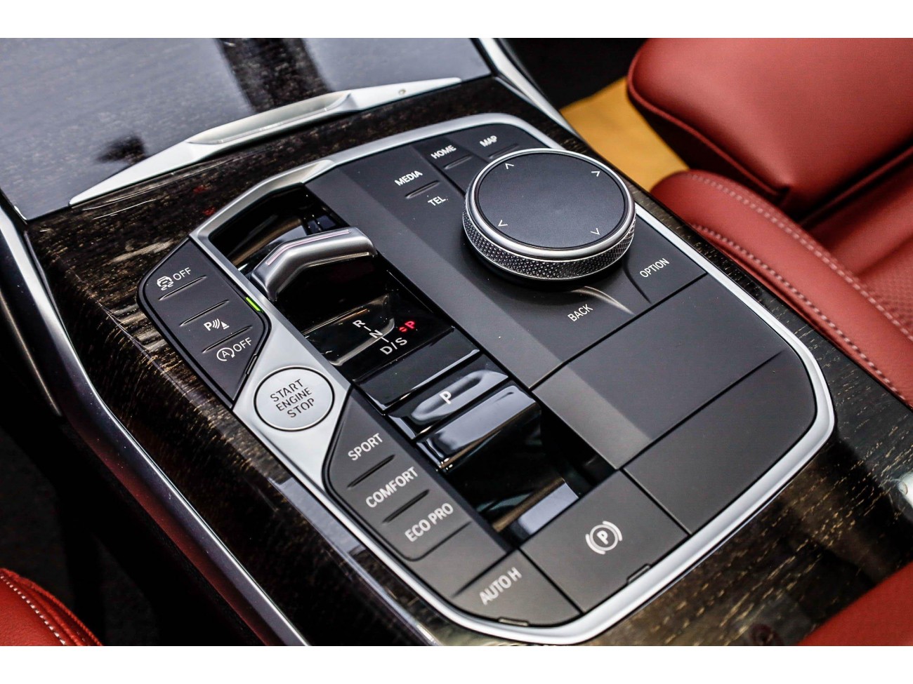 BMW 325Li 2023