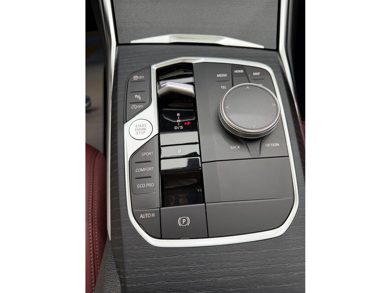 BMW 325Li 2025