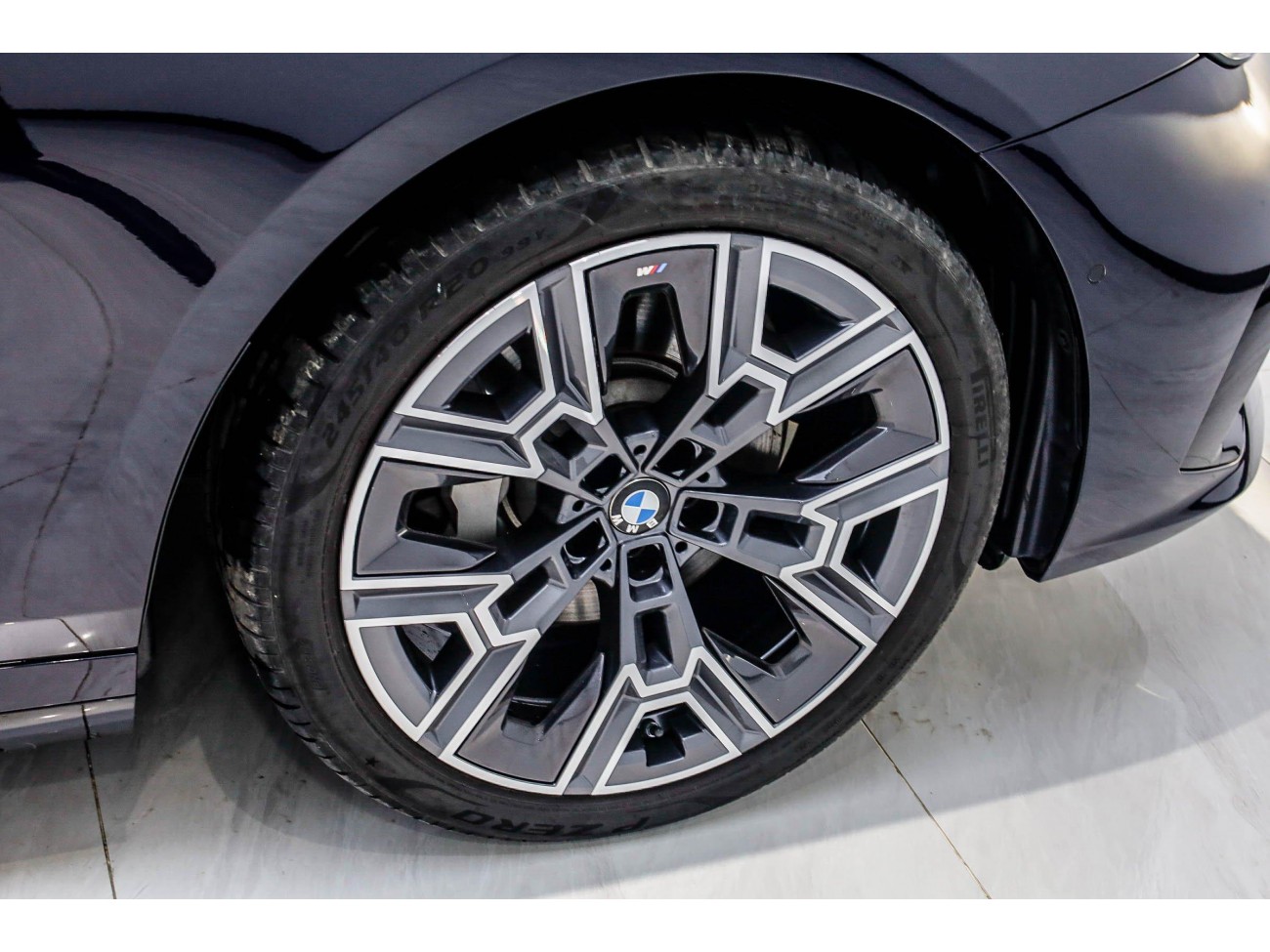 BMW 530Li 2025