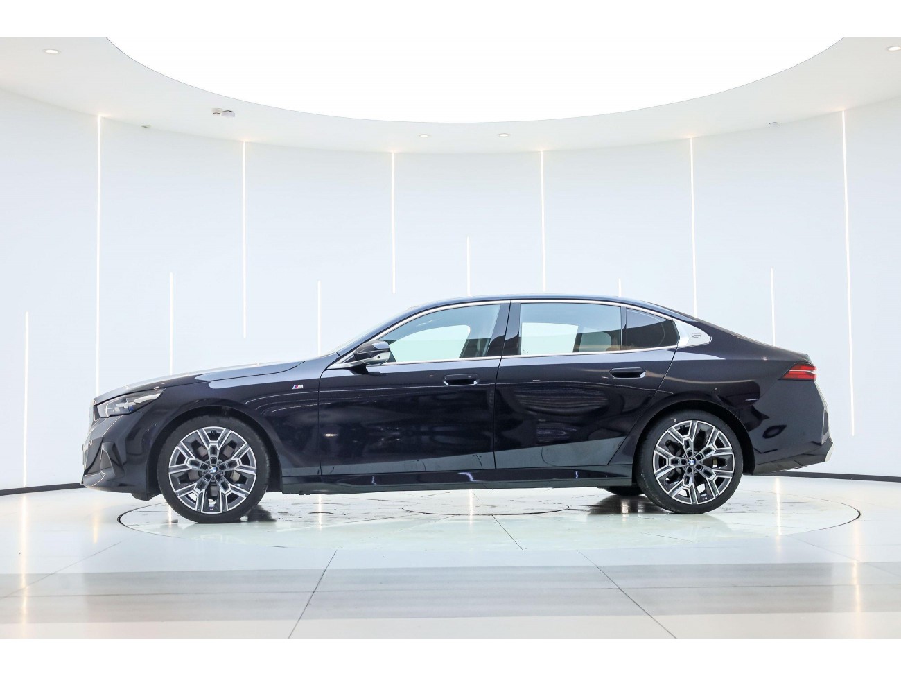 BMW 530Li 2025