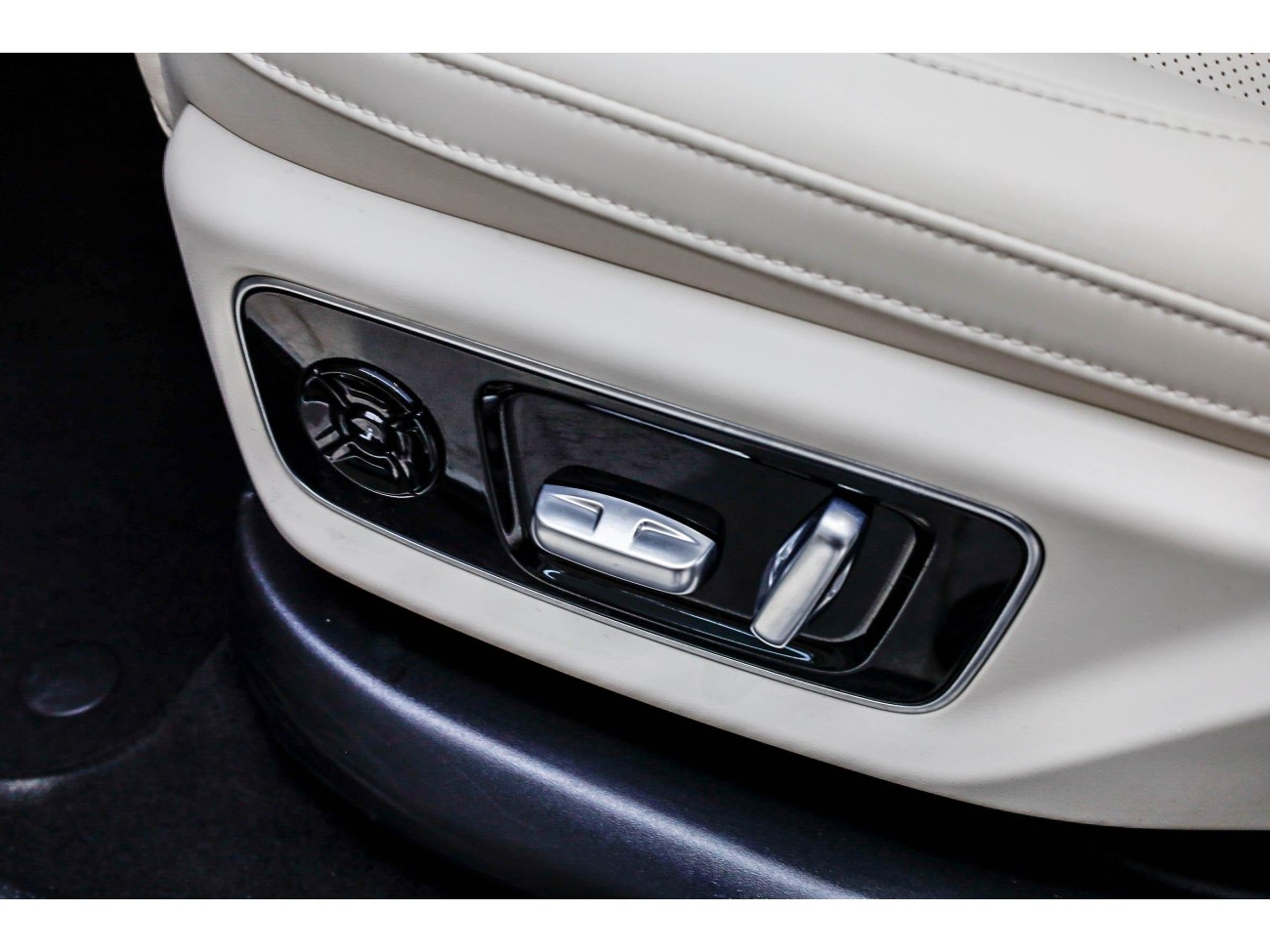 Li Auto L7 2025