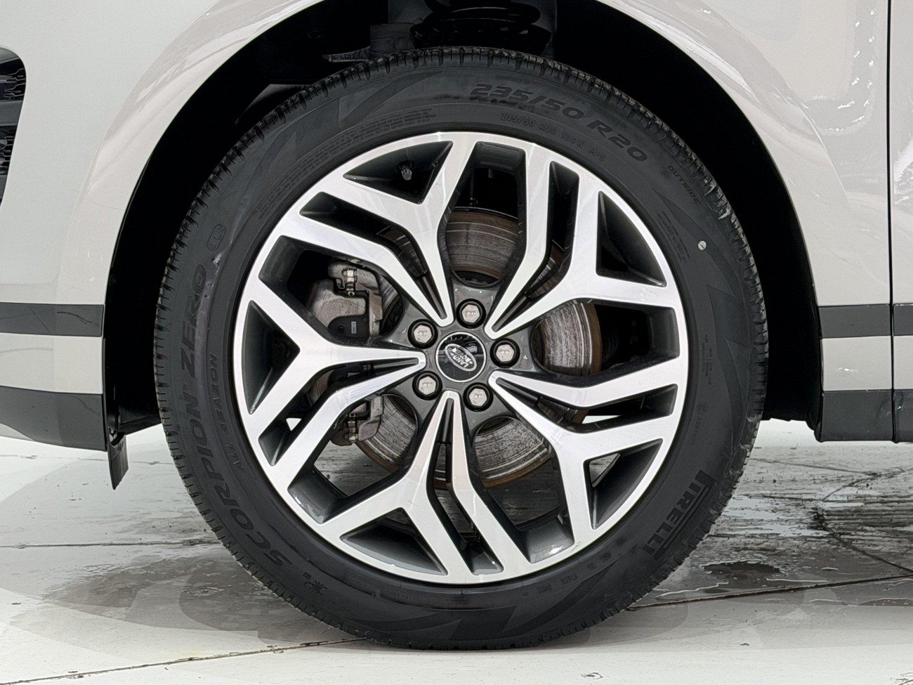Land Rover Range Rover 2023