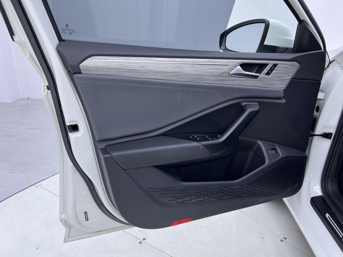Volkswagen Sagitar 2023