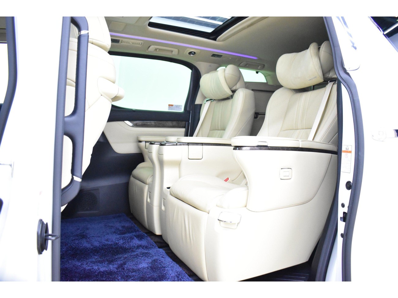 Toyota Vellfire 2021