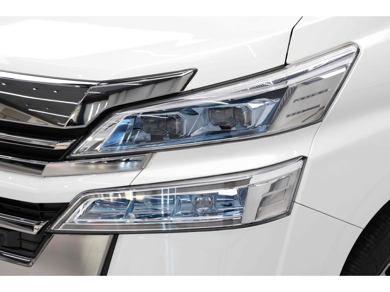 Toyota Vellfire 2021