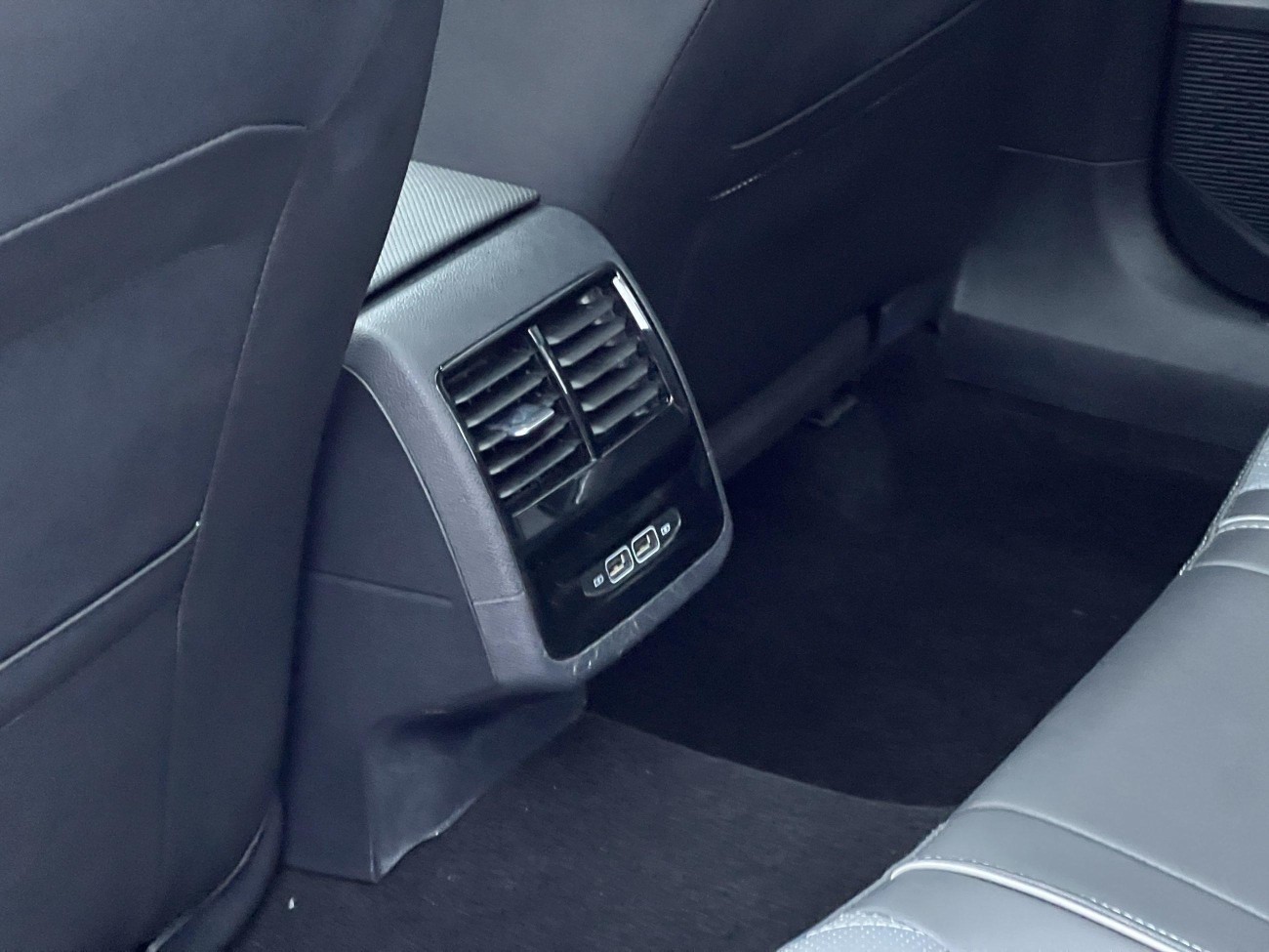 Volkswagen Sagitar 2023