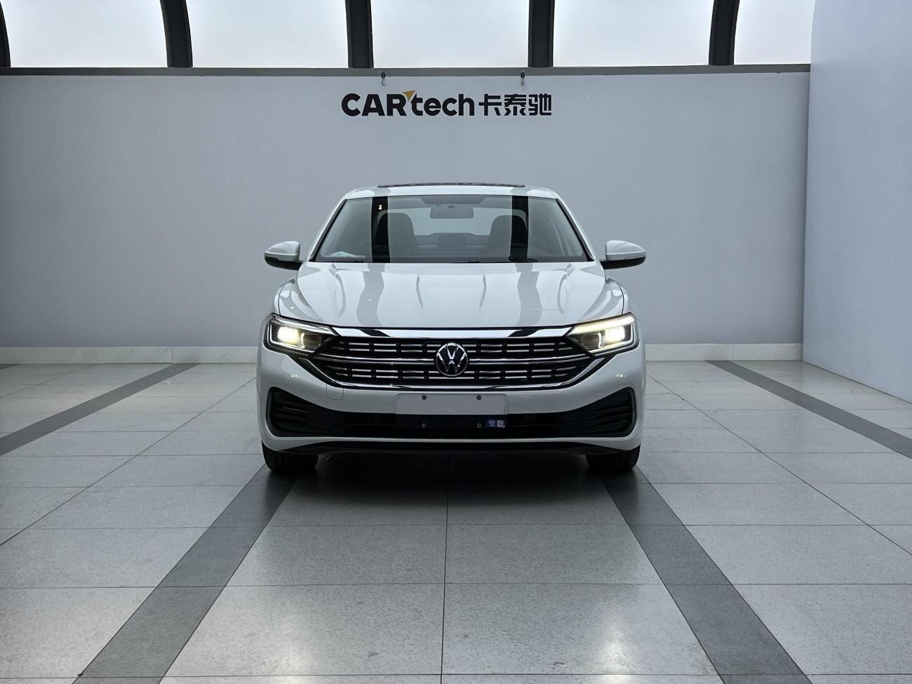 Volkswagen Sagitar 2023