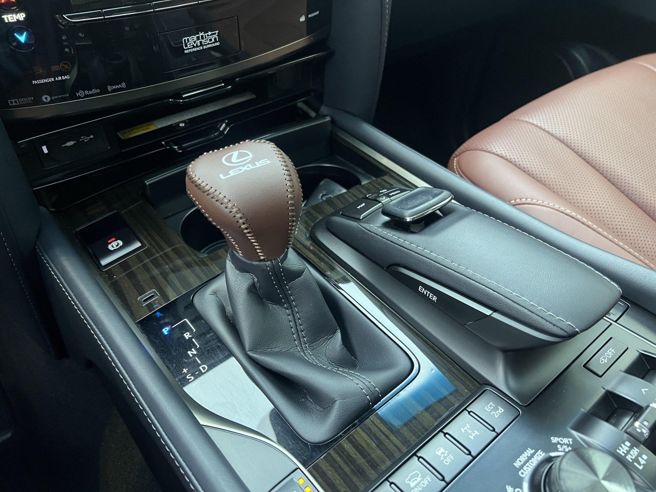Lexus LX 570 2020