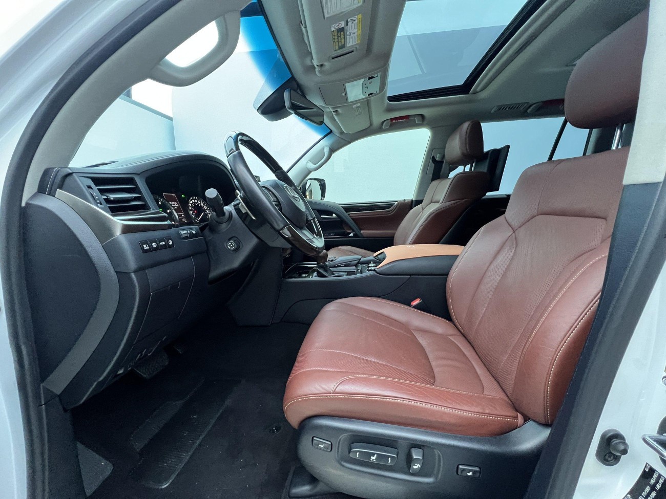 Lexus LX 570 2020