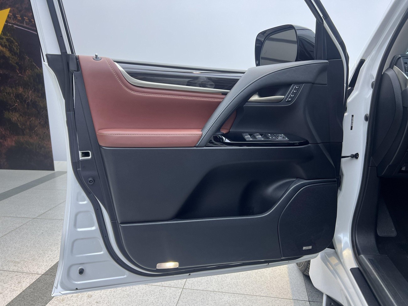 Lexus LX 570 2020