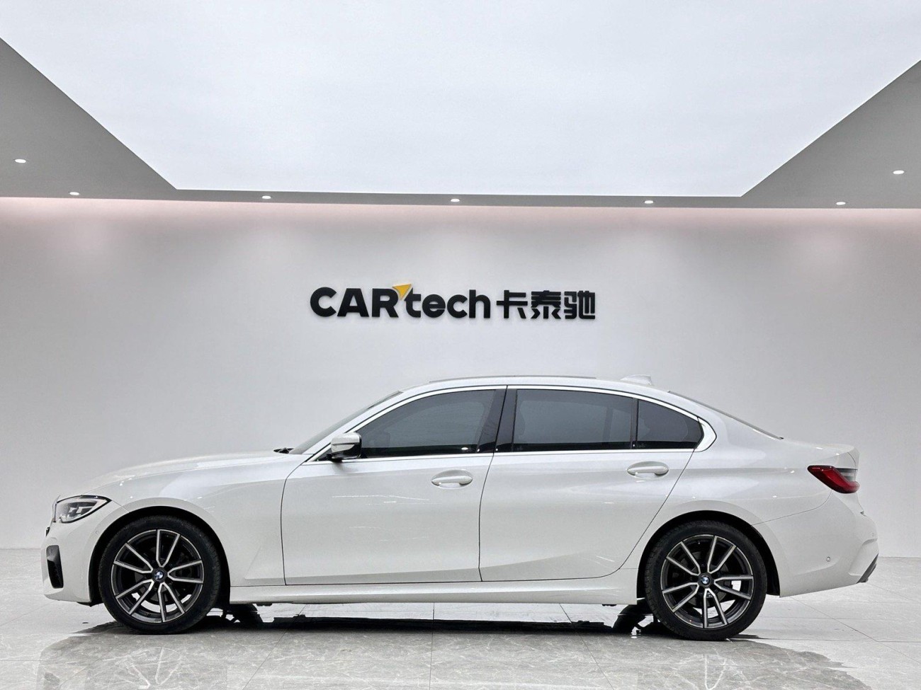 BMW 320Li 2021