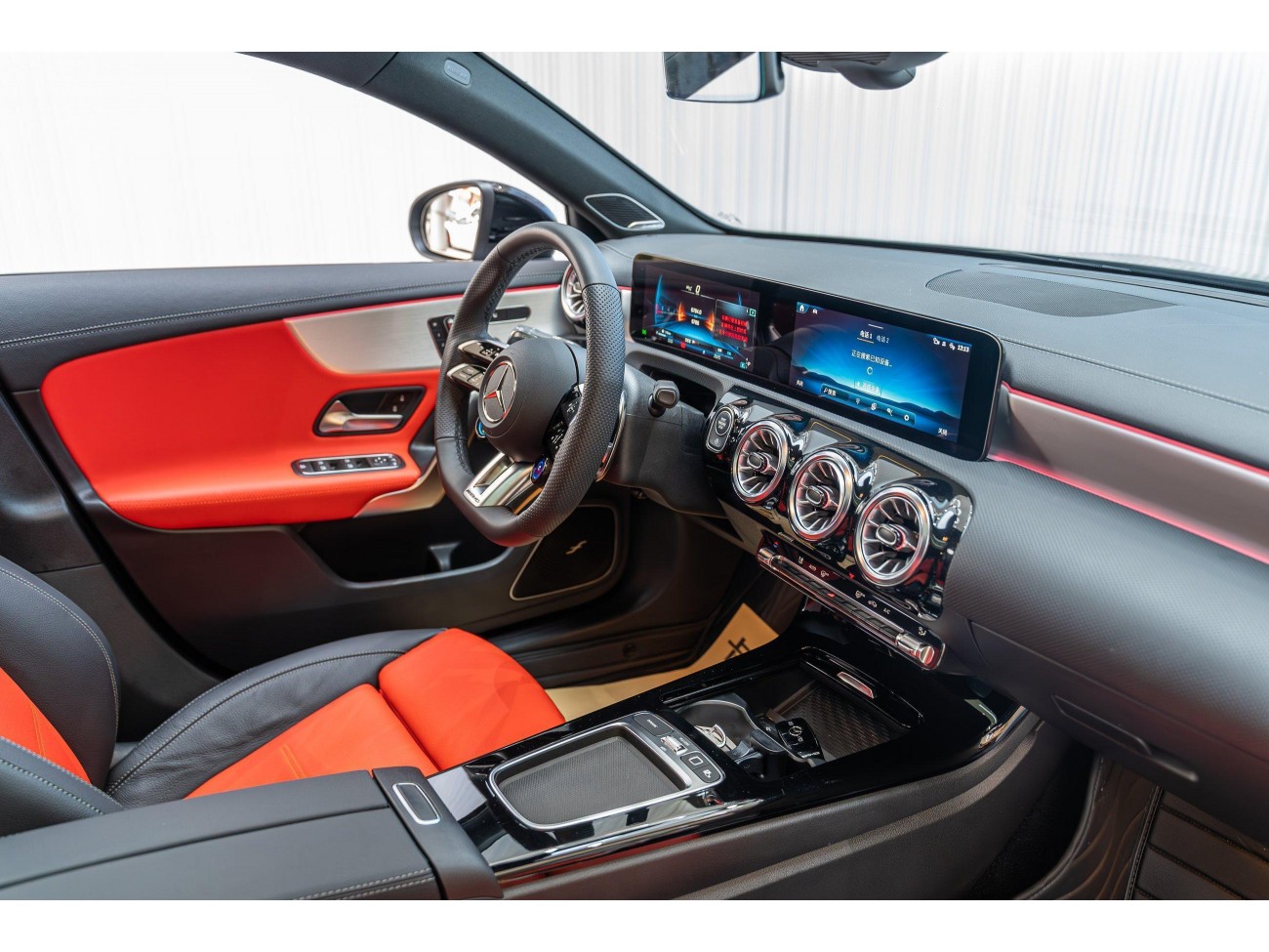 Mercedes-Benz A 35 4MATIC 2025