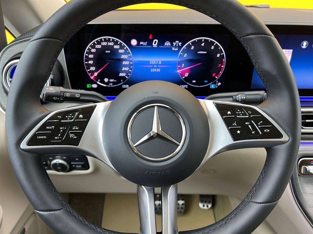 Mercedes-Benz V 2025