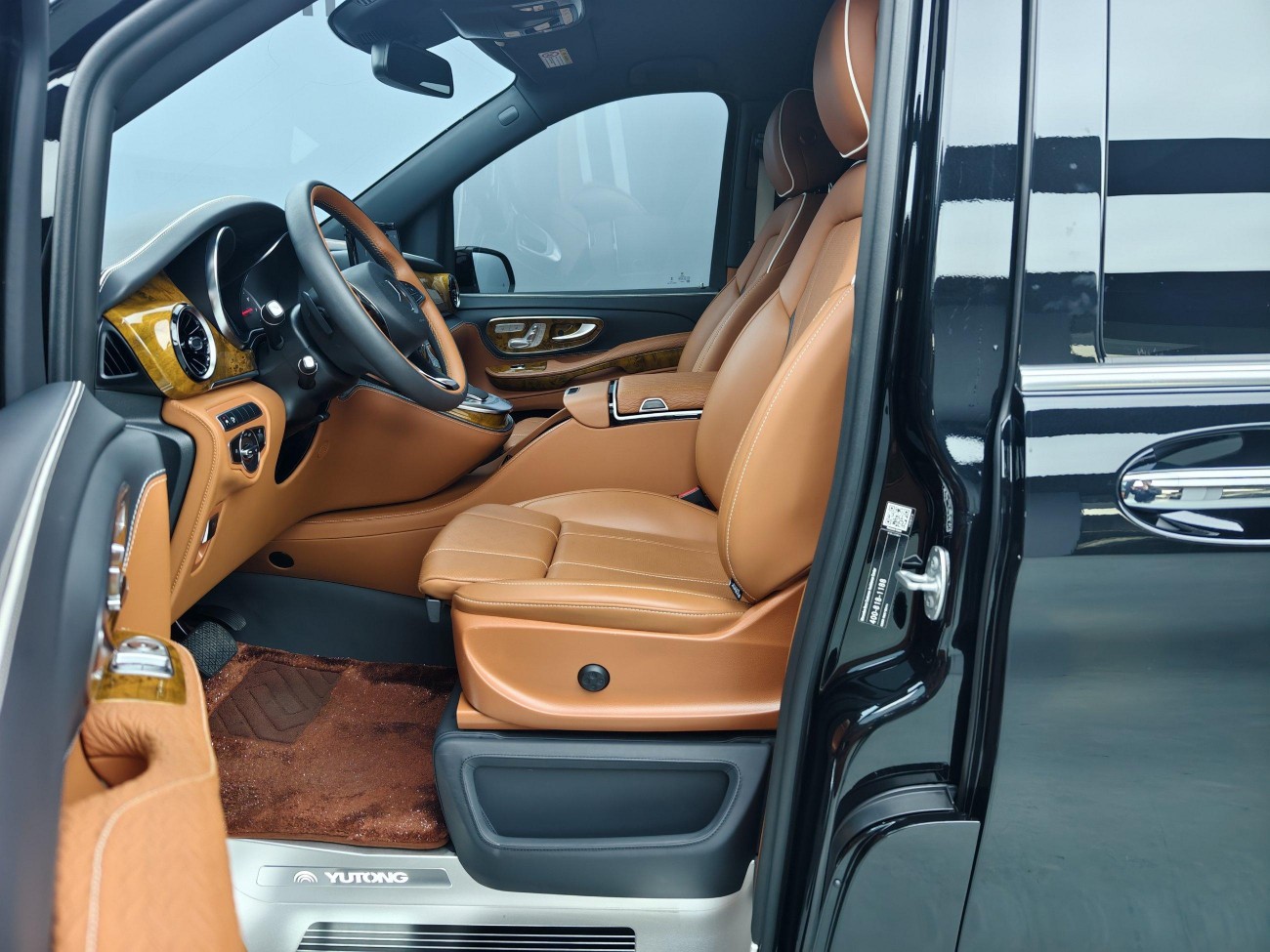 Mercedes-Benz V260L 2024