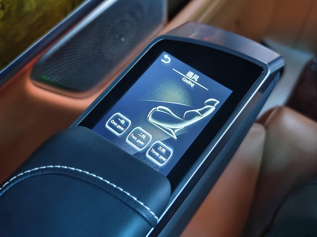 Mercedes-Benz V260L 2024