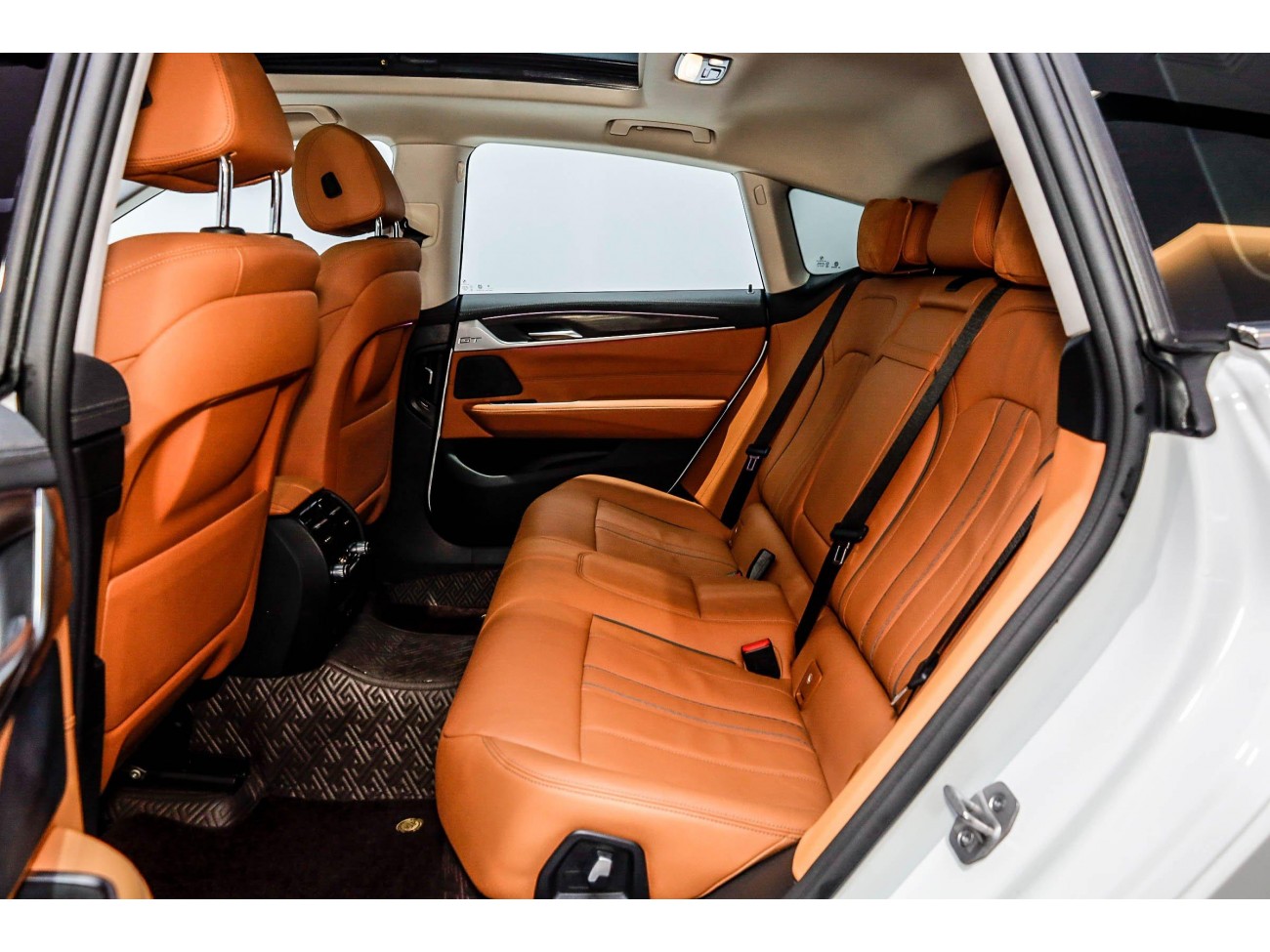 BMW 6GT 2024