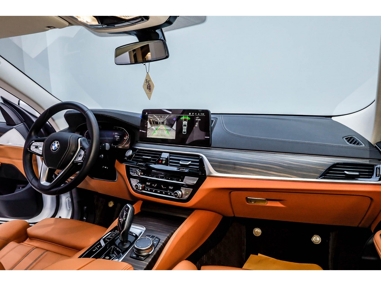 BMW 6GT 2024