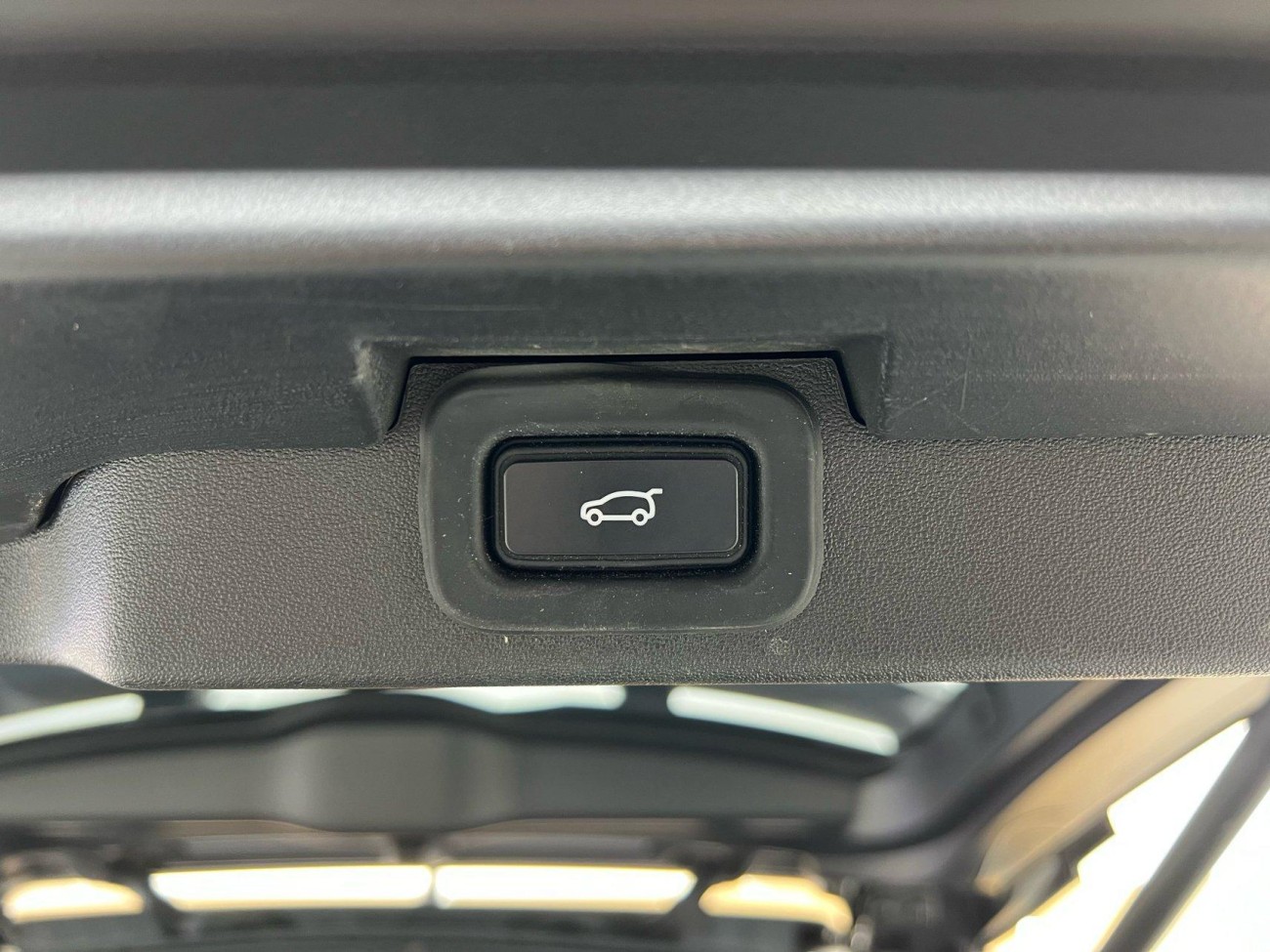 Land Rover Discovery 2021