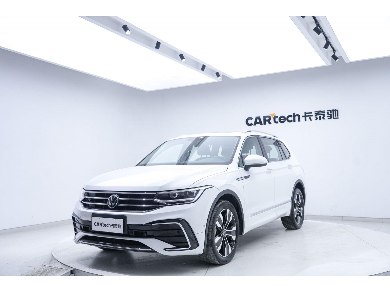Volkswagen Tiguan L 2024