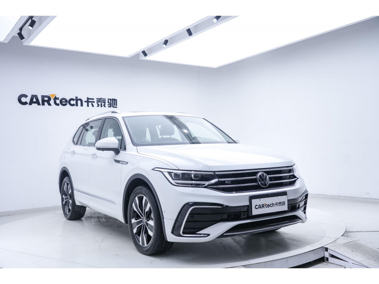 Volkswagen Tiguan L 2024