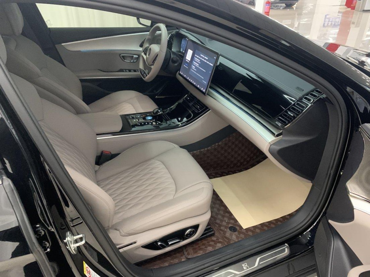 BYD Han 2024