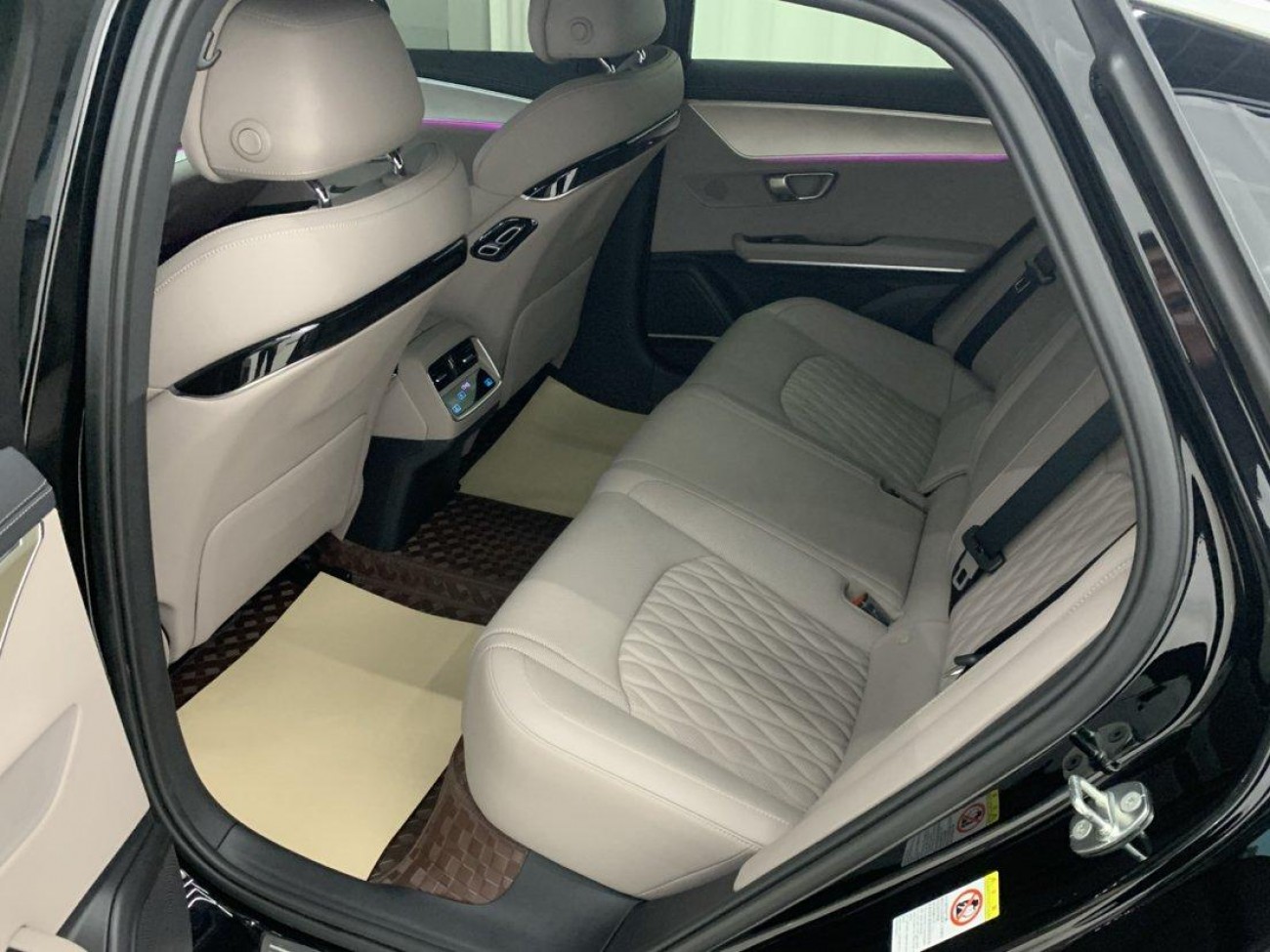 BYD Han 2024