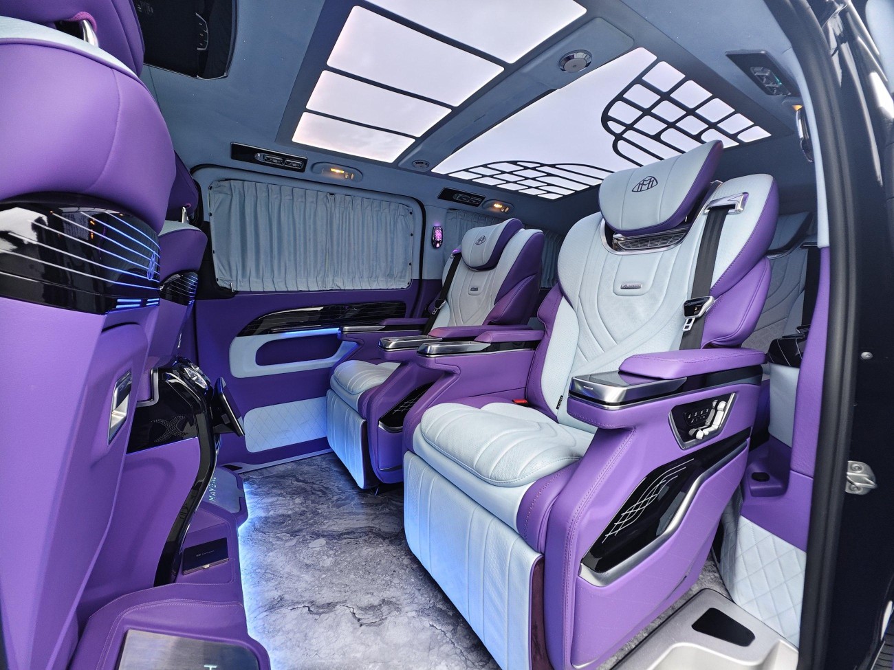 Mercedes-Benz 2023 2024