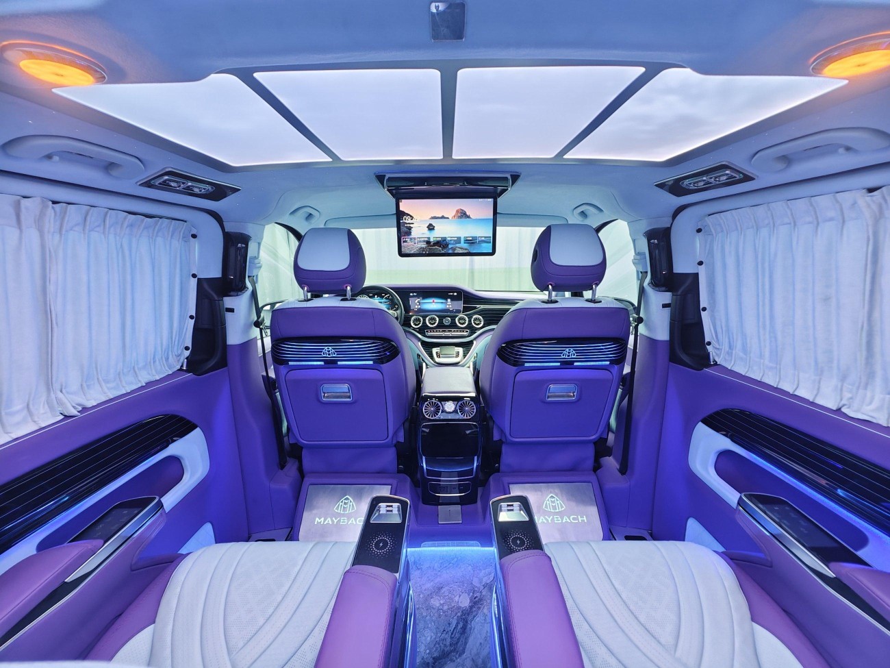 Mercedes-Benz 2023 2024