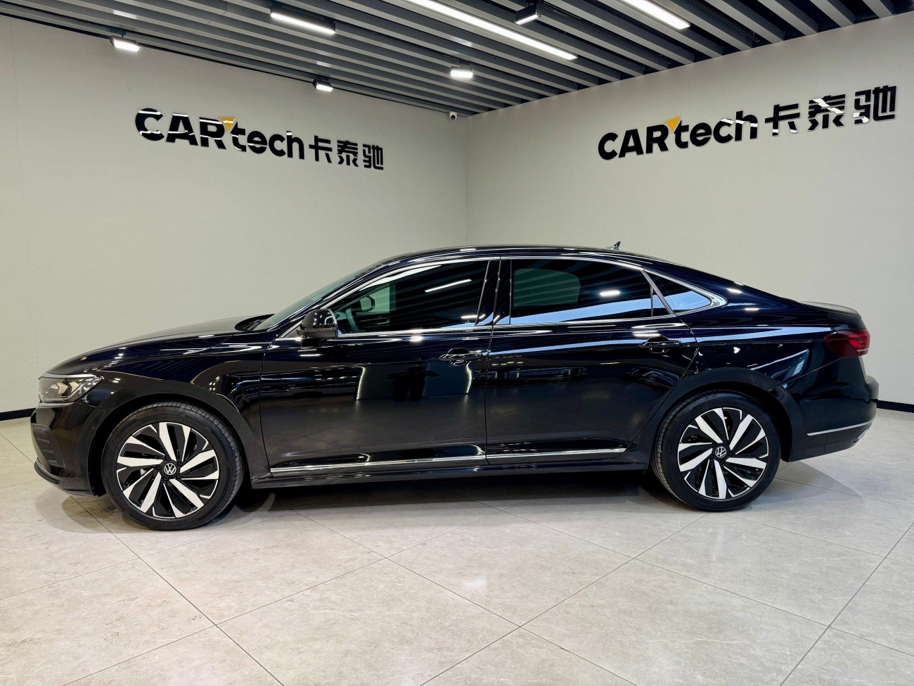 Volkswagen Passat 2025