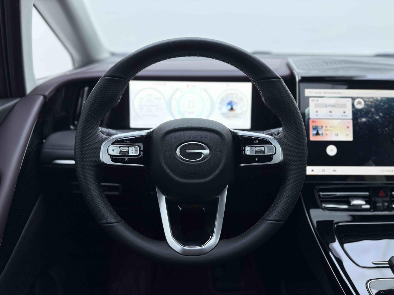 Trumpchi M8 2025