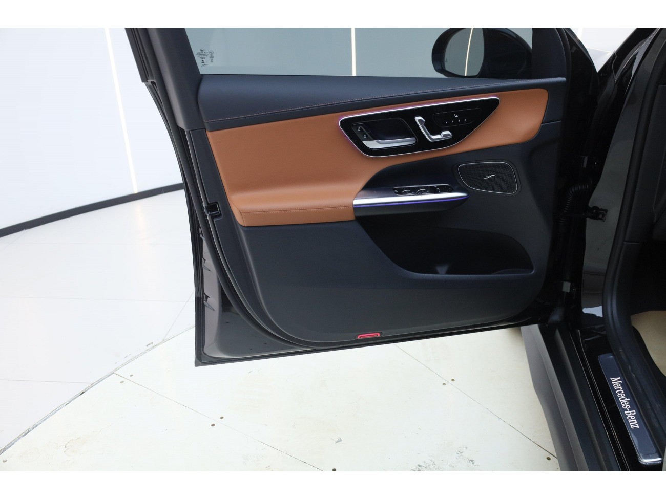 Mercedes-Benz GLC 260 L 2025