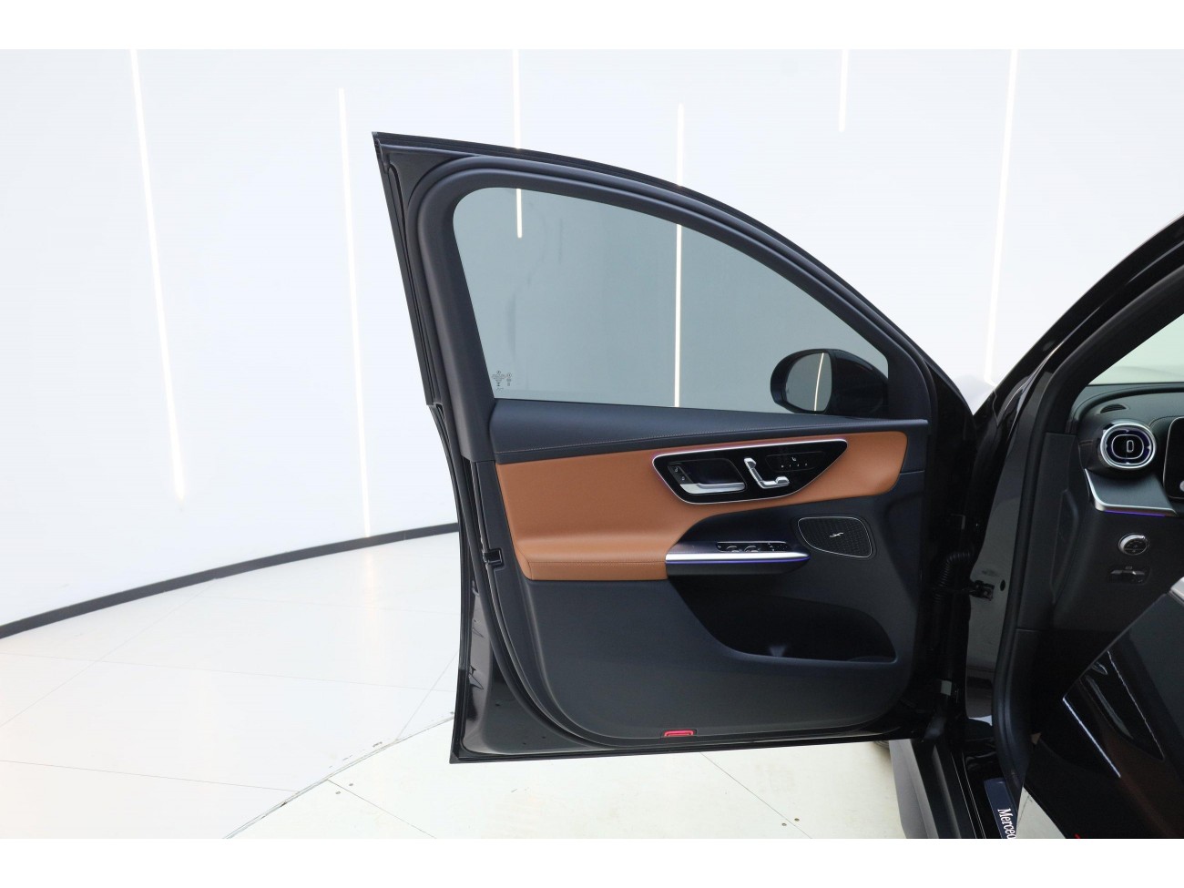 Mercedes-Benz GLC 260 L 2025