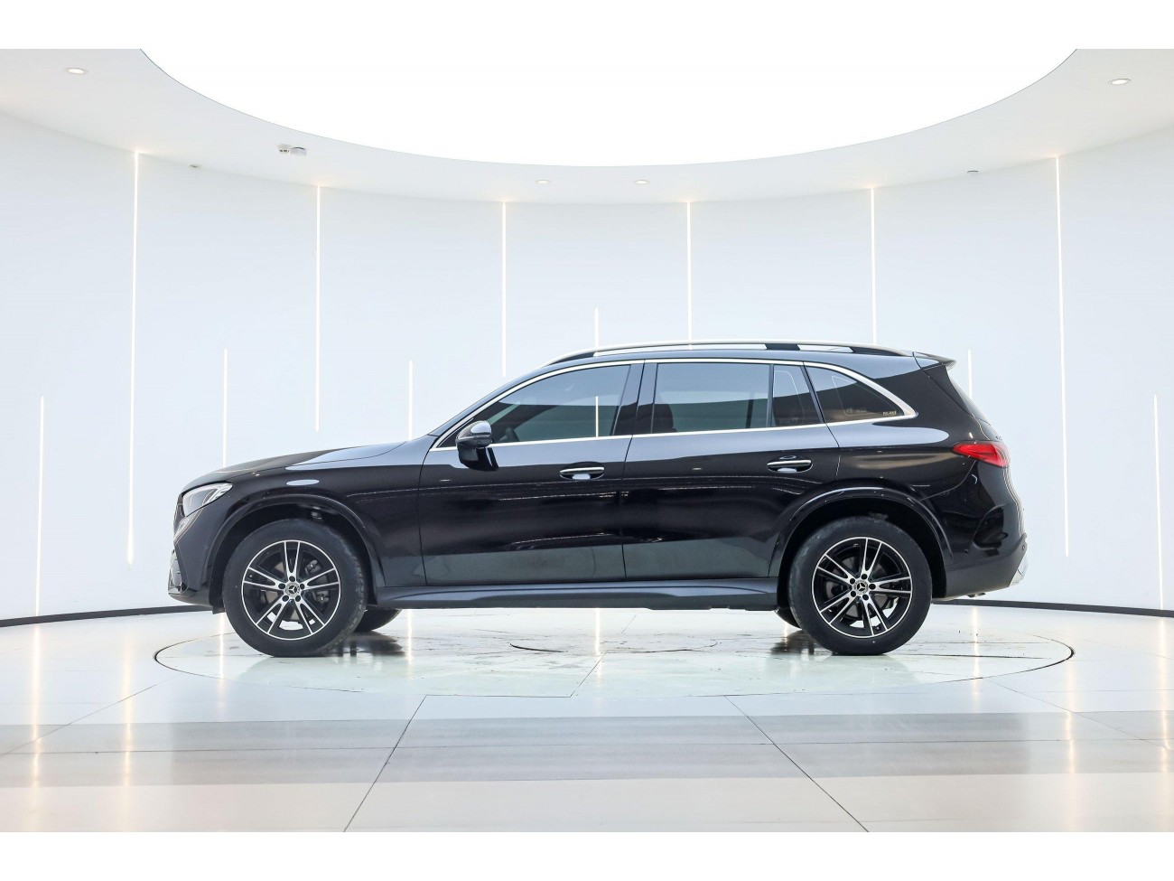 Mercedes-Benz GLC 260 L 2025