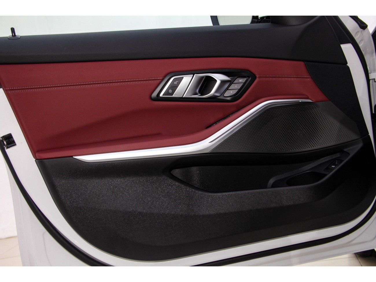 BMW 325Li 2025