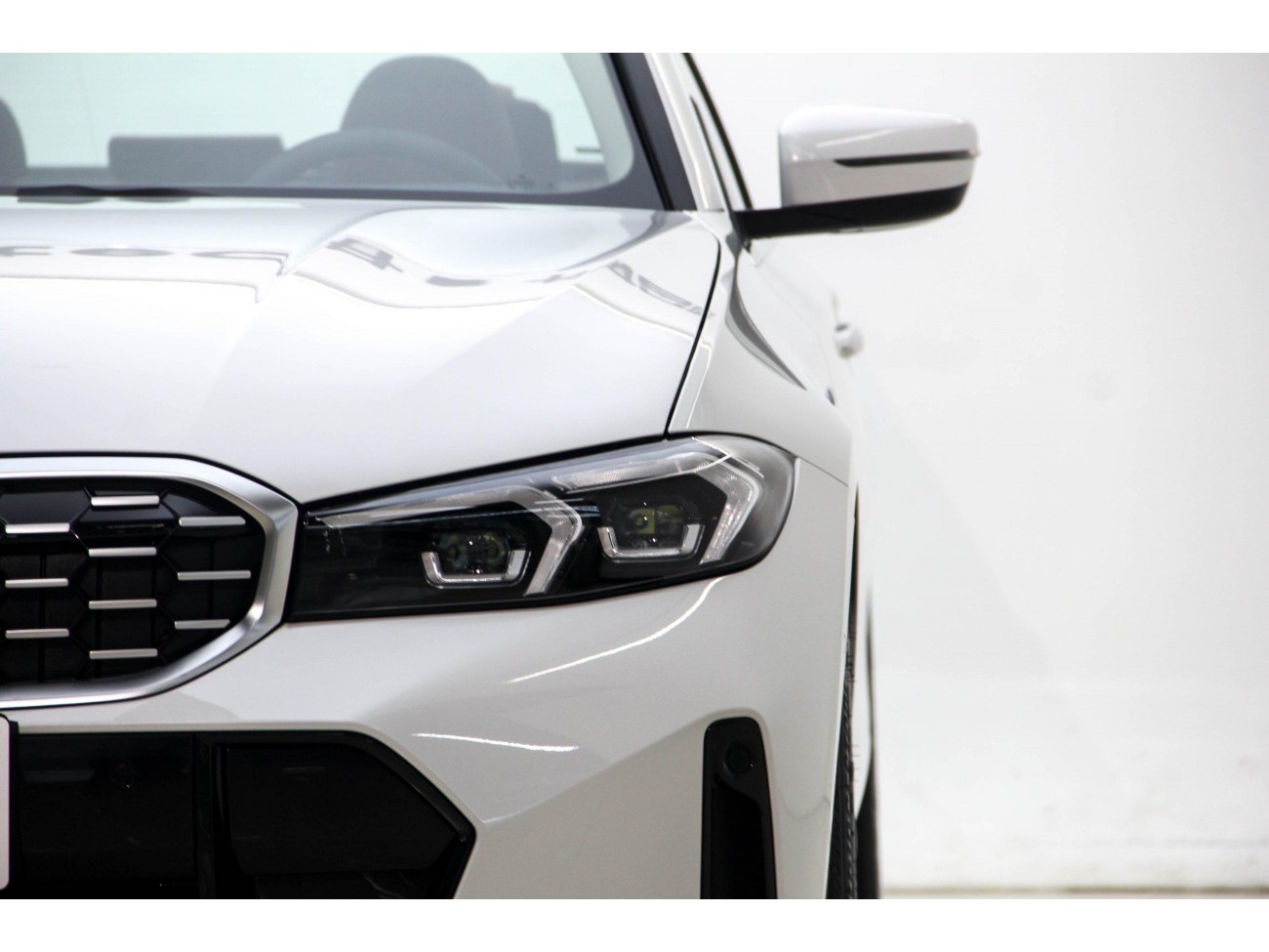 BMW 325Li 2025