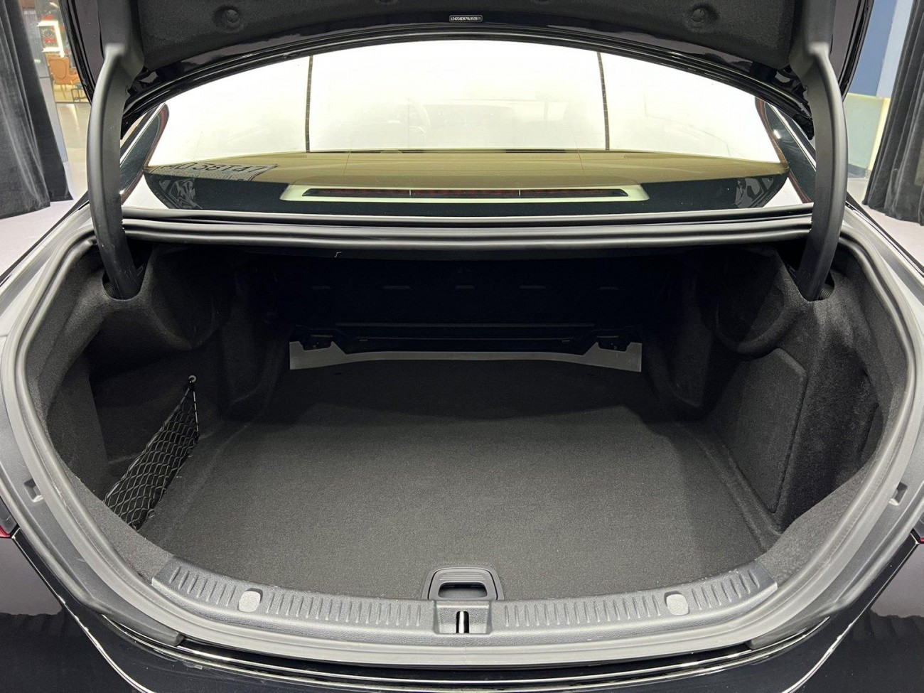 Mercedes-Benz E 300 L 2022