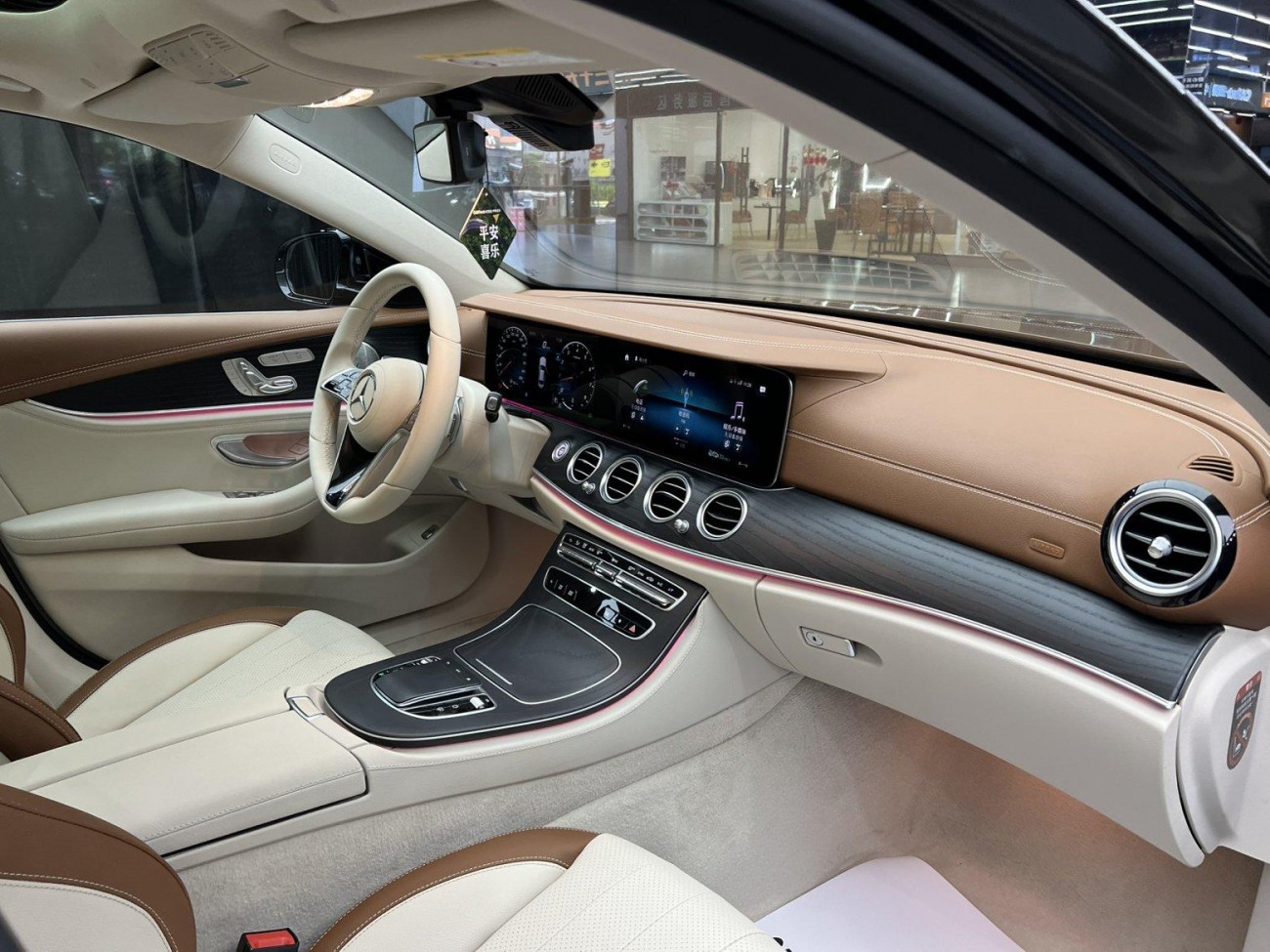 Mercedes-Benz E 300 L 2022
