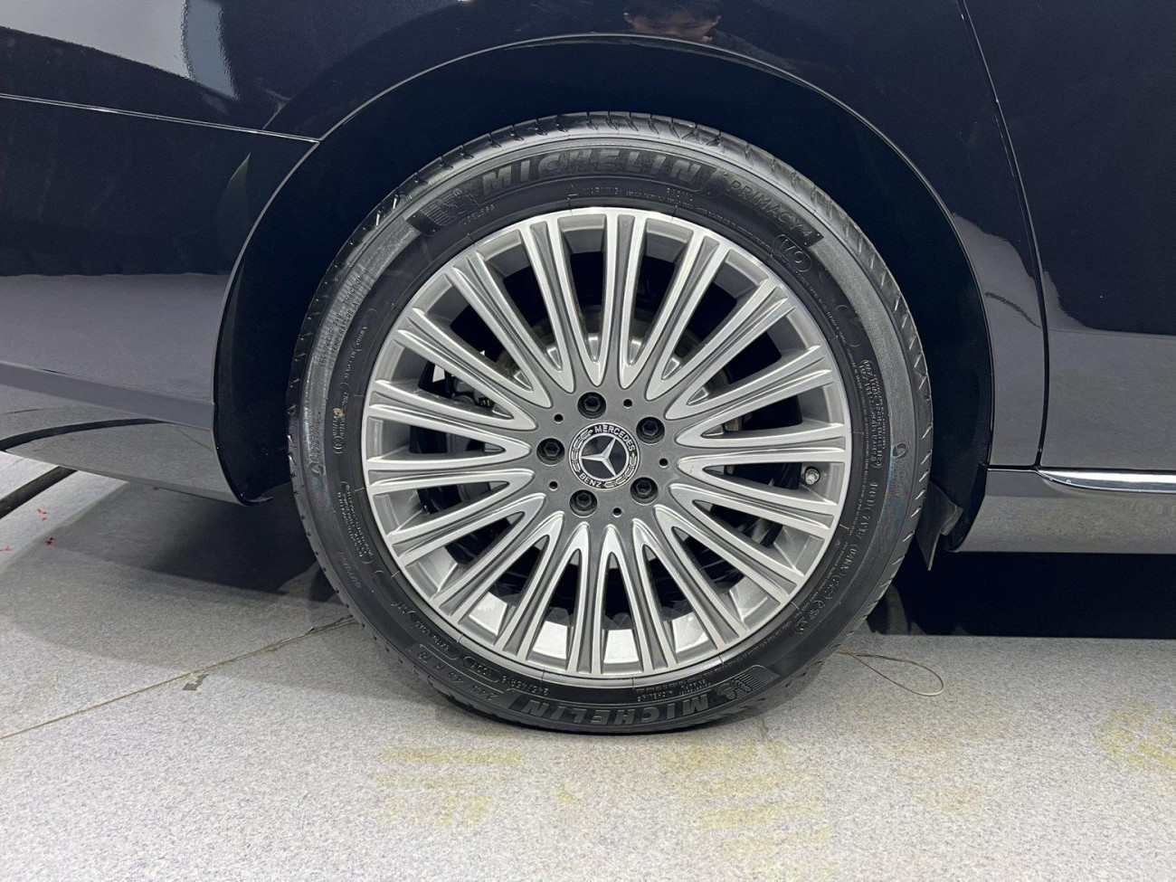 Mercedes-Benz E 300 L 2022
